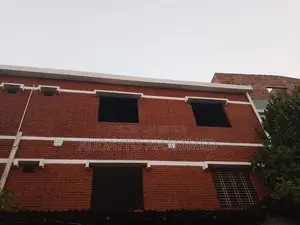 Premium Commercial Space | 2700 Square Feet