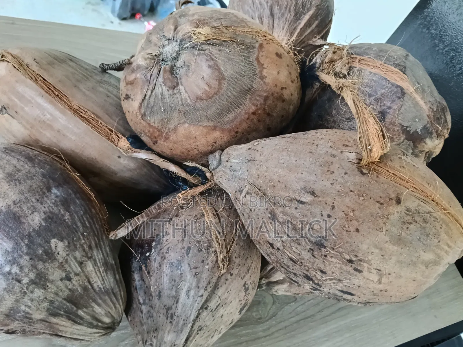 Local Dry Coconut 5 pieces 600 Taka Package