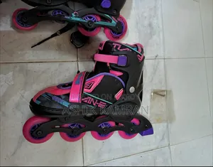 Tian-E Roller Skates
