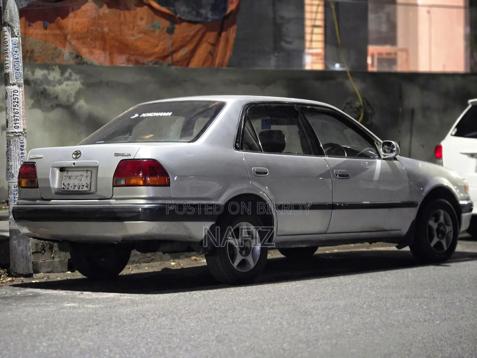 Toyota Corolla 1997 Silver