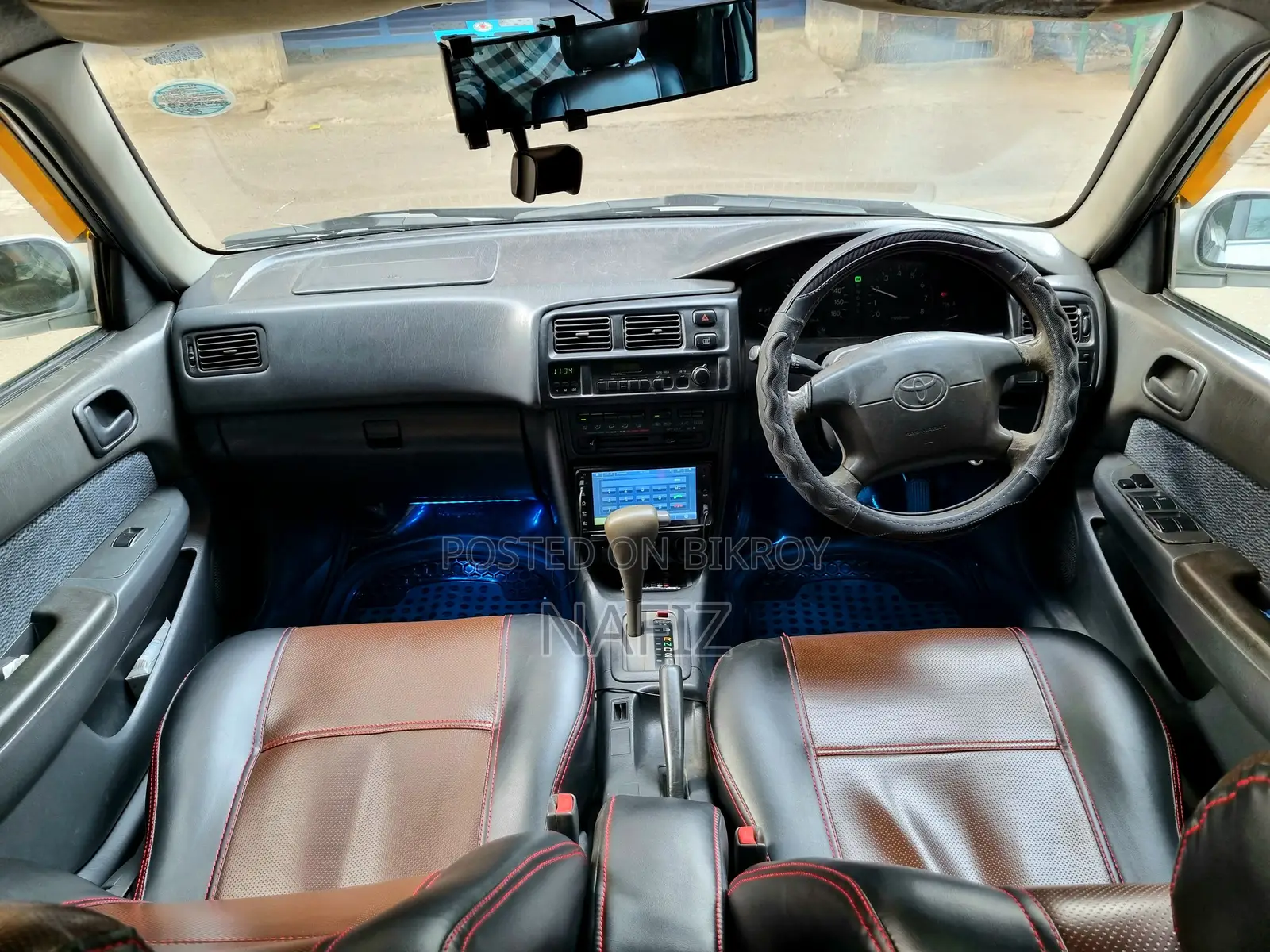 Toyota Corolla 1997 Silver
