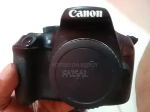 DSLR Canon 1300d Lense 18-135