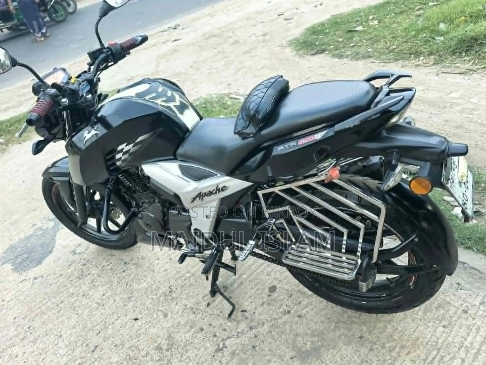 TVS Apache 160 4V 2018 Black