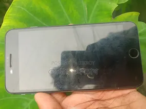 Apple iPhone 8 Plus 64 GB Black