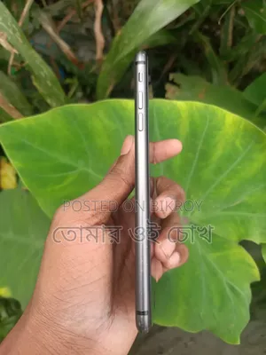 Apple iPhone 8 Plus 64 GB Black