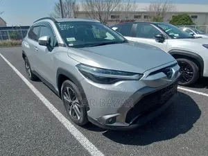 New Toyota Corolla Cross 1.8 Hybrid Front Wheel Drive 2022 Ivory
