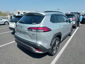 New Toyota Corolla Cross 1.8 Hybrid Front Wheel Drive 2022 Ivory