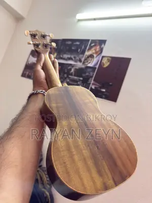 জরুরি ভিত্তিতে ইউকুলেলে বিক্রি
