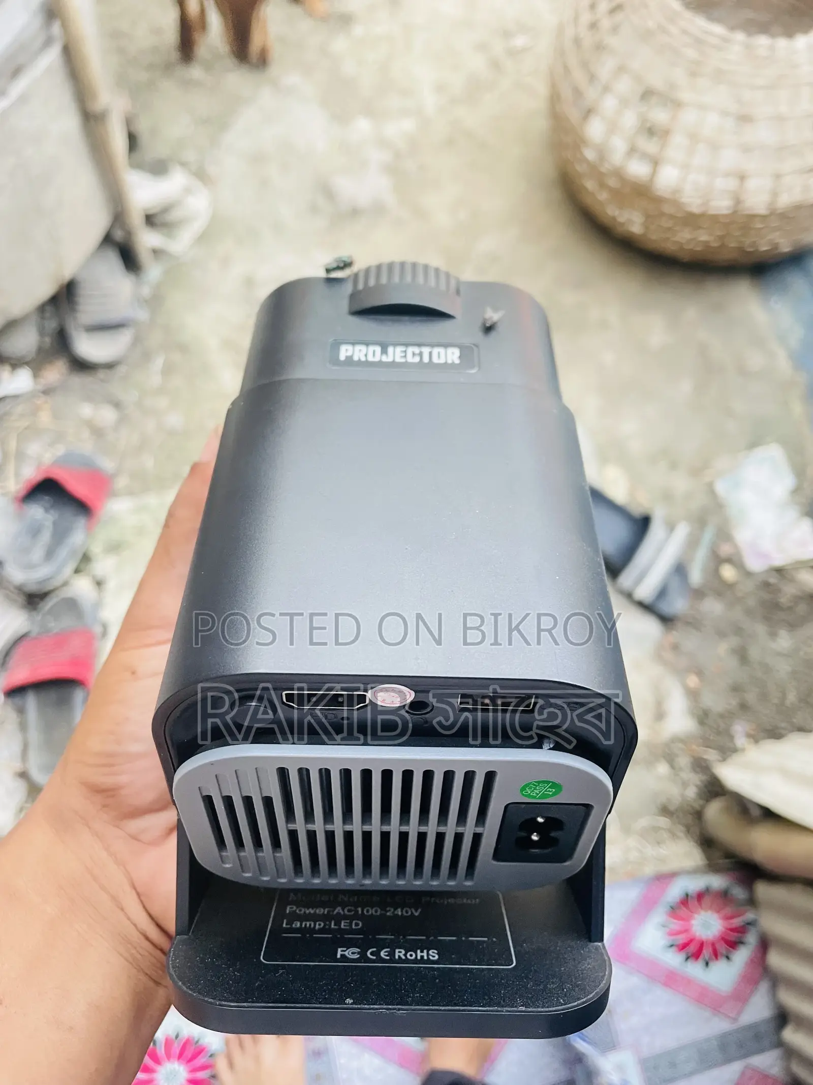 Hy 320 Mini Projector + Alr Screen 100 inch