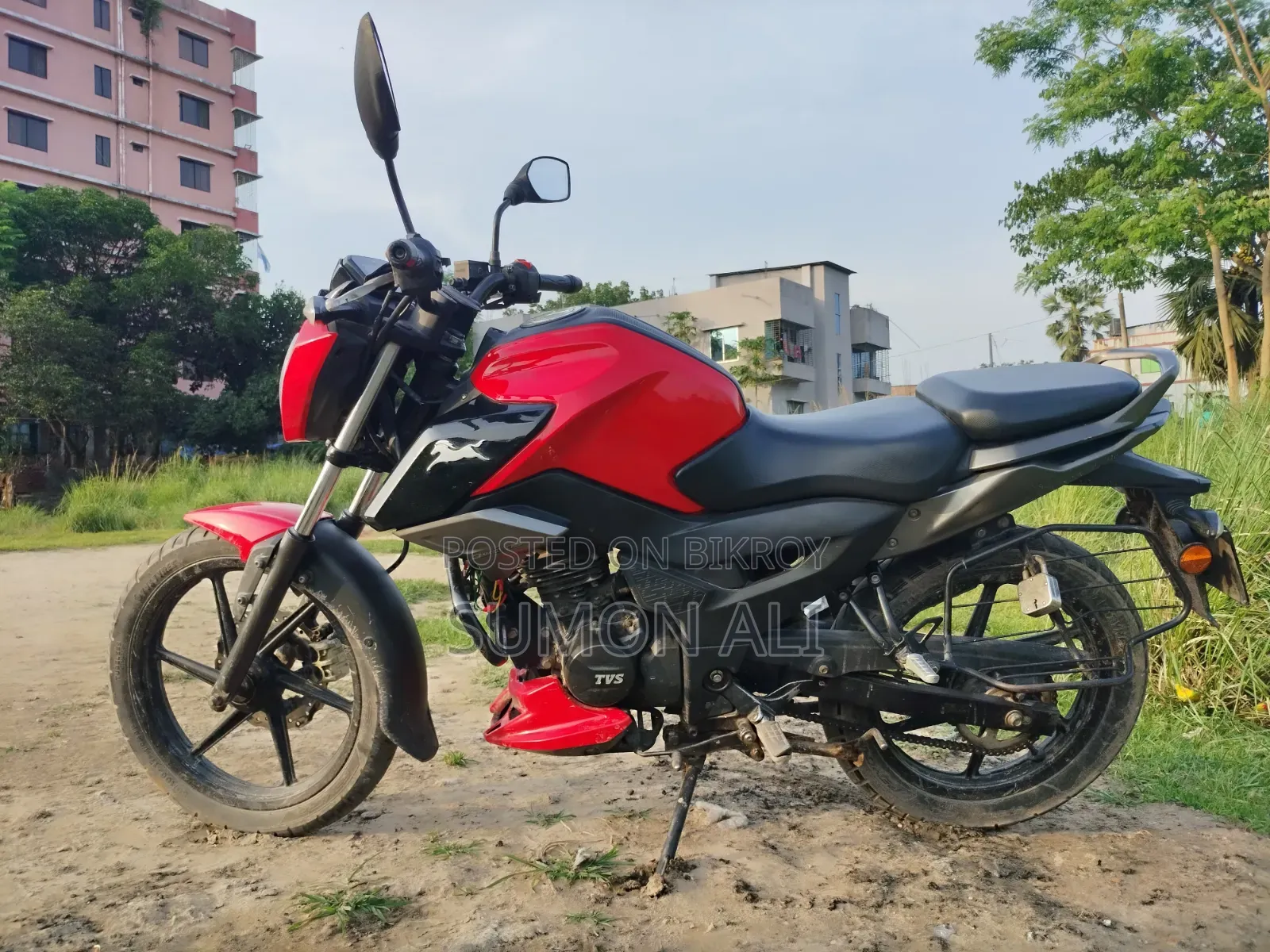 TVS Raider 125 2022 Red