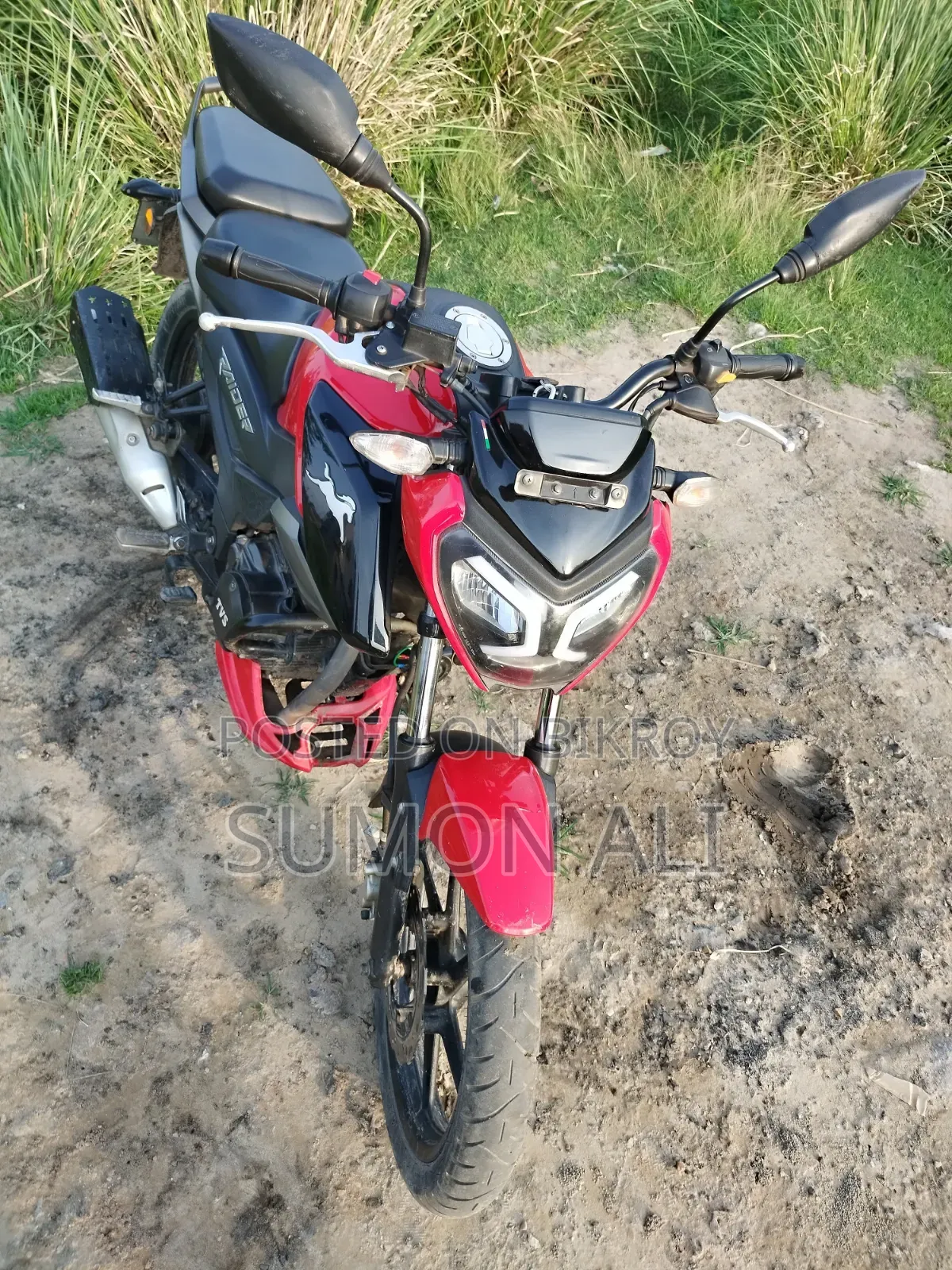 TVS Raider 125 2022 Red