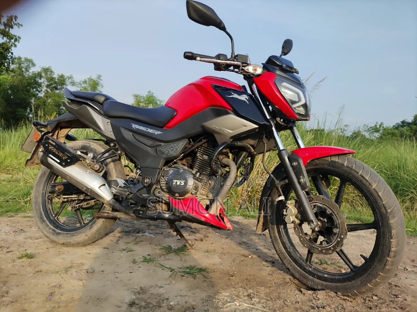 TVS Raider 125 2022 Red
