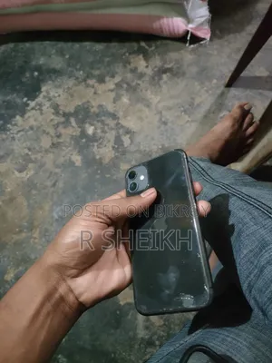 Apple iPhone 11 128 GB Black