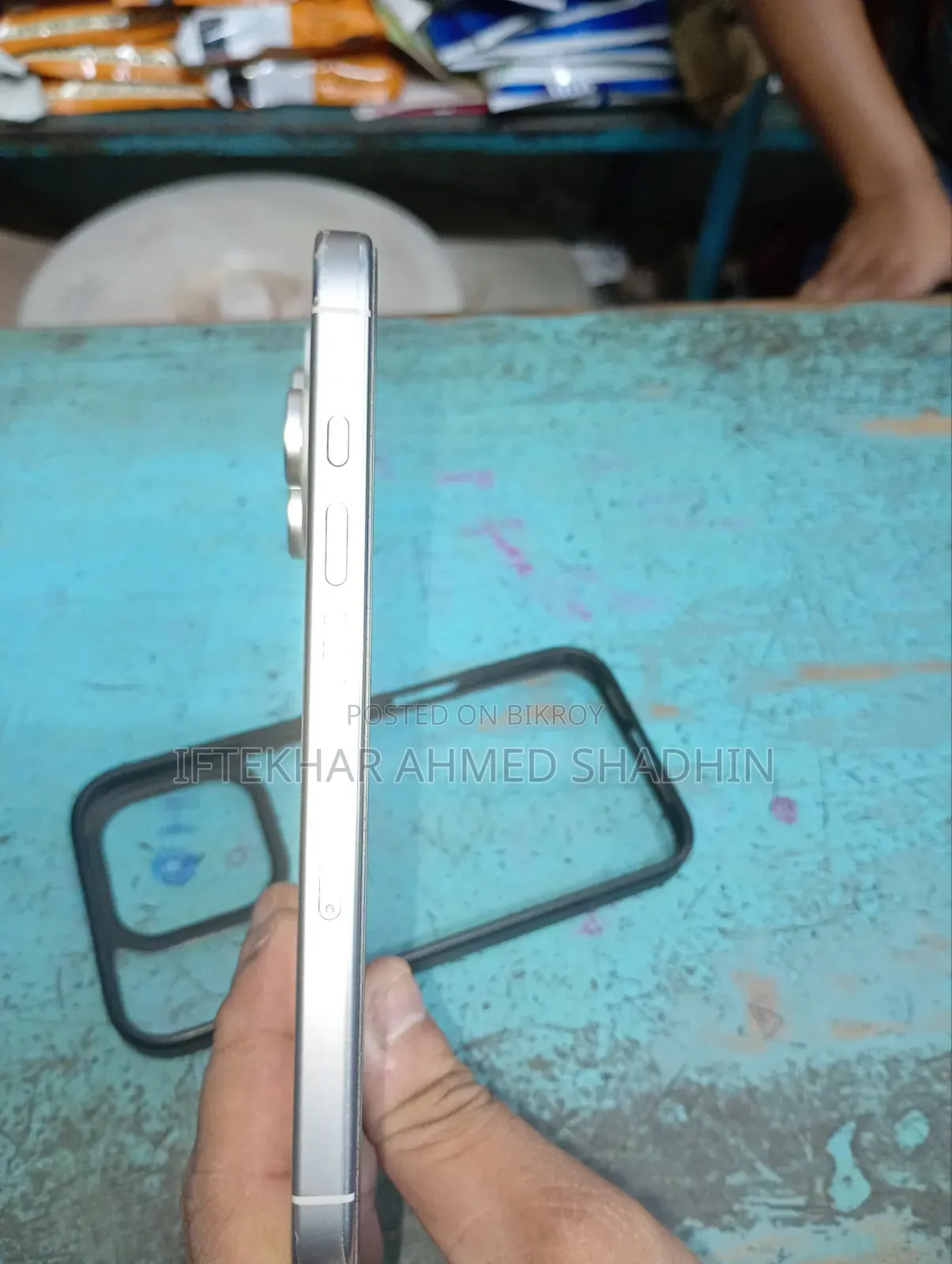 অ্যাপল আইফোন ১৬ প্রো ১২৮ জিবি সাদা