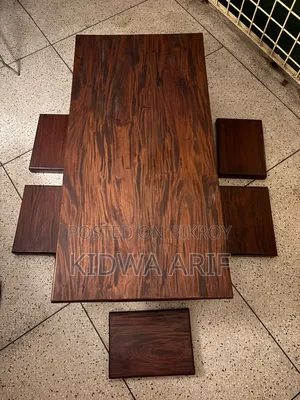 ঐতিহ্যবাহী জাপানি টেবিল