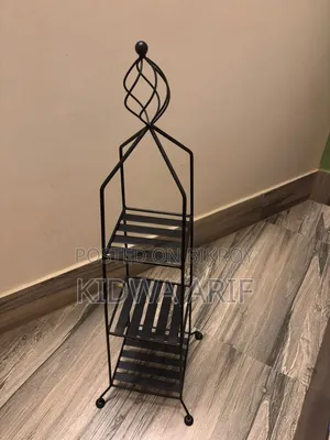 ডেকোরেশন স্ট্যান্ড