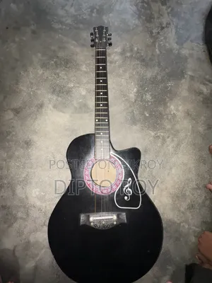 সেকেন্ড হ্যান্ড গিটার