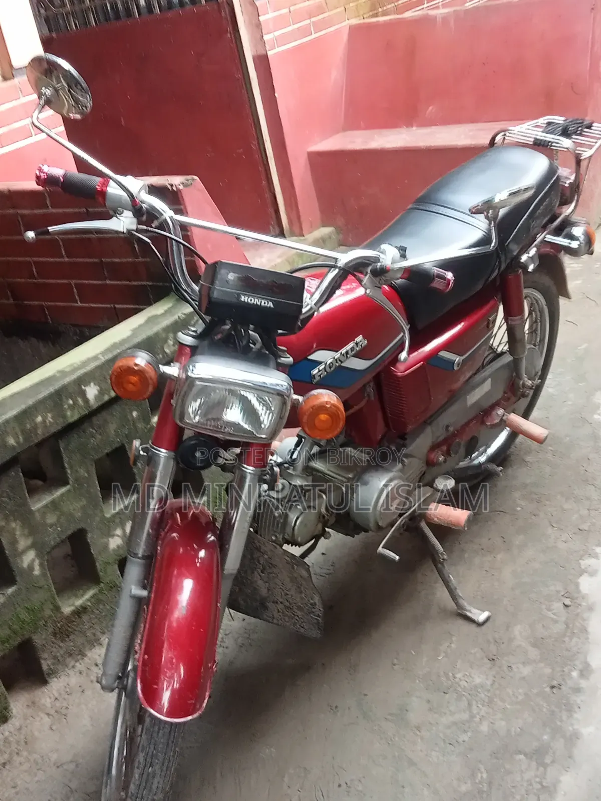 Honda CB 1980 Red