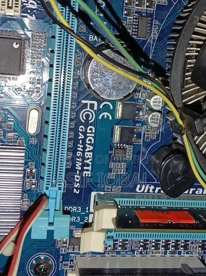 Desktop Computer Gigabyte GB-BXi3-4010 4GB Intel HDD 500GB