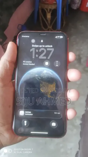 Apple iPhone 11 64 GB Red