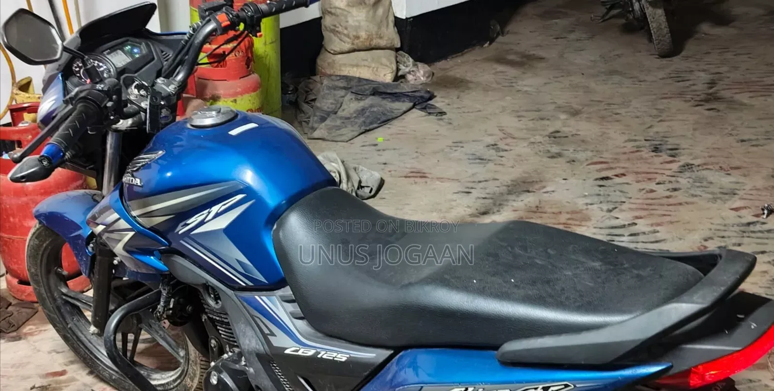 Honda CB 2021 Blue