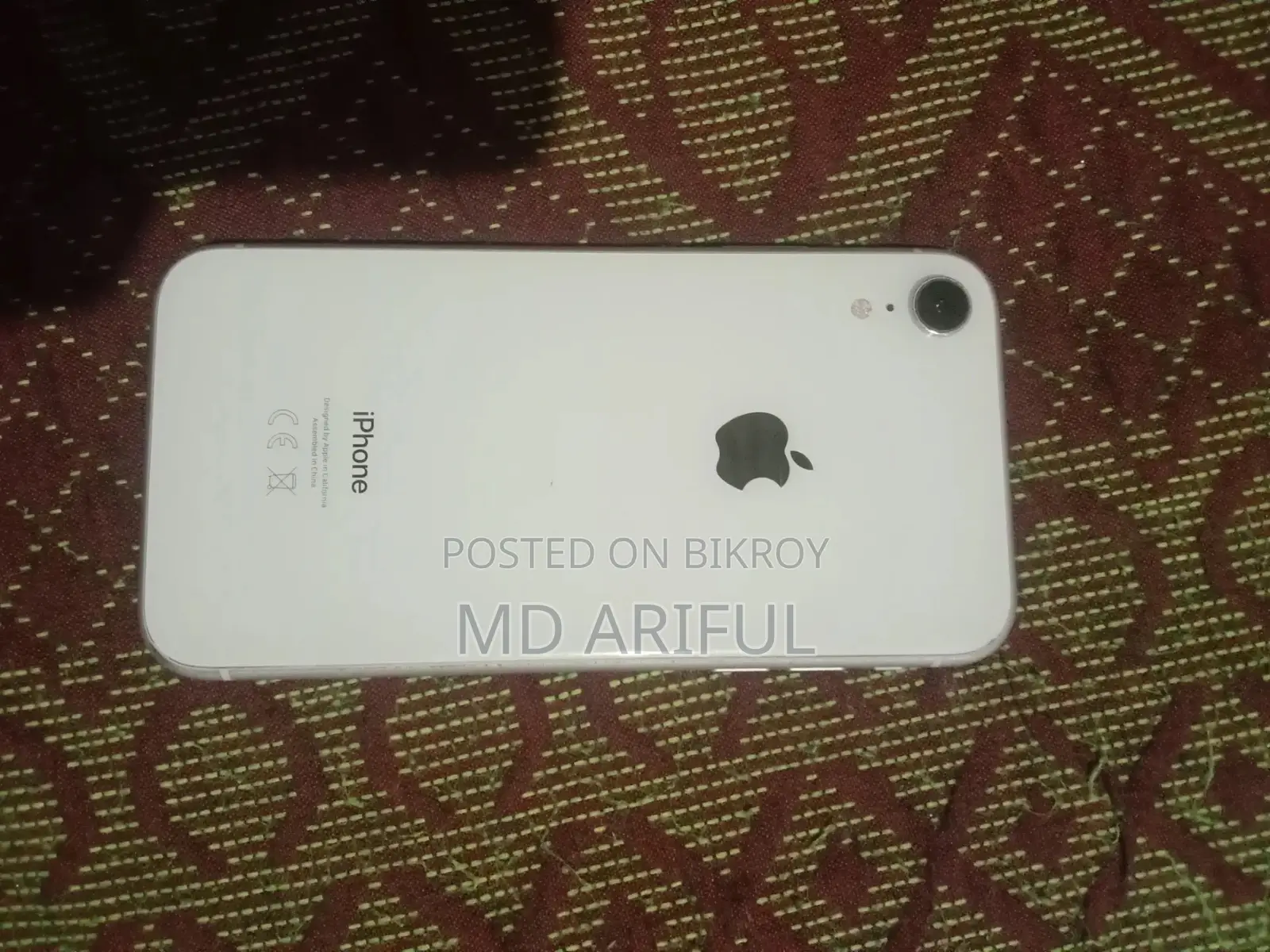 Apple iPhone XR 64 GB White