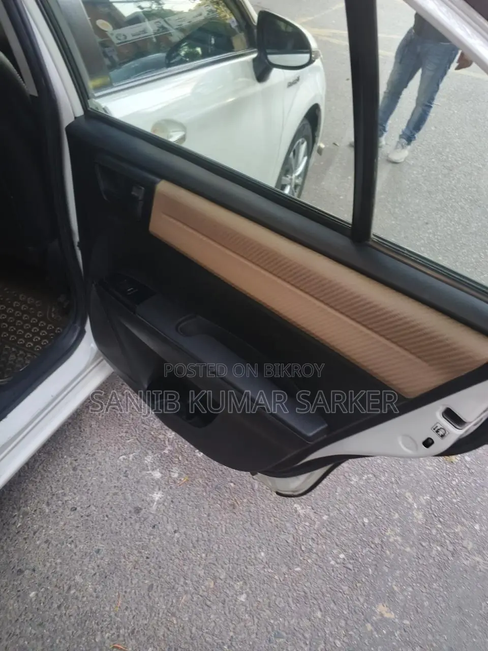 Toyota Axio 1.5 Hybrid 2WD 2014 White