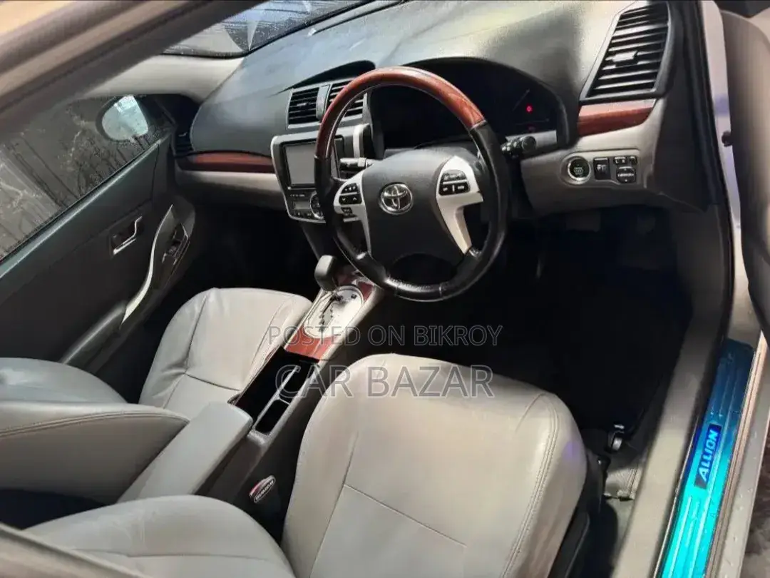 Toyota Allion 2013 Silver