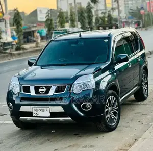 Nissan X-Trail 2.0 Petrol XE 2010 Green