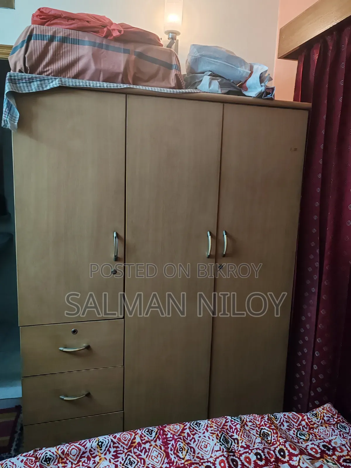 Otobi Wardrobe/Almirah for Sale