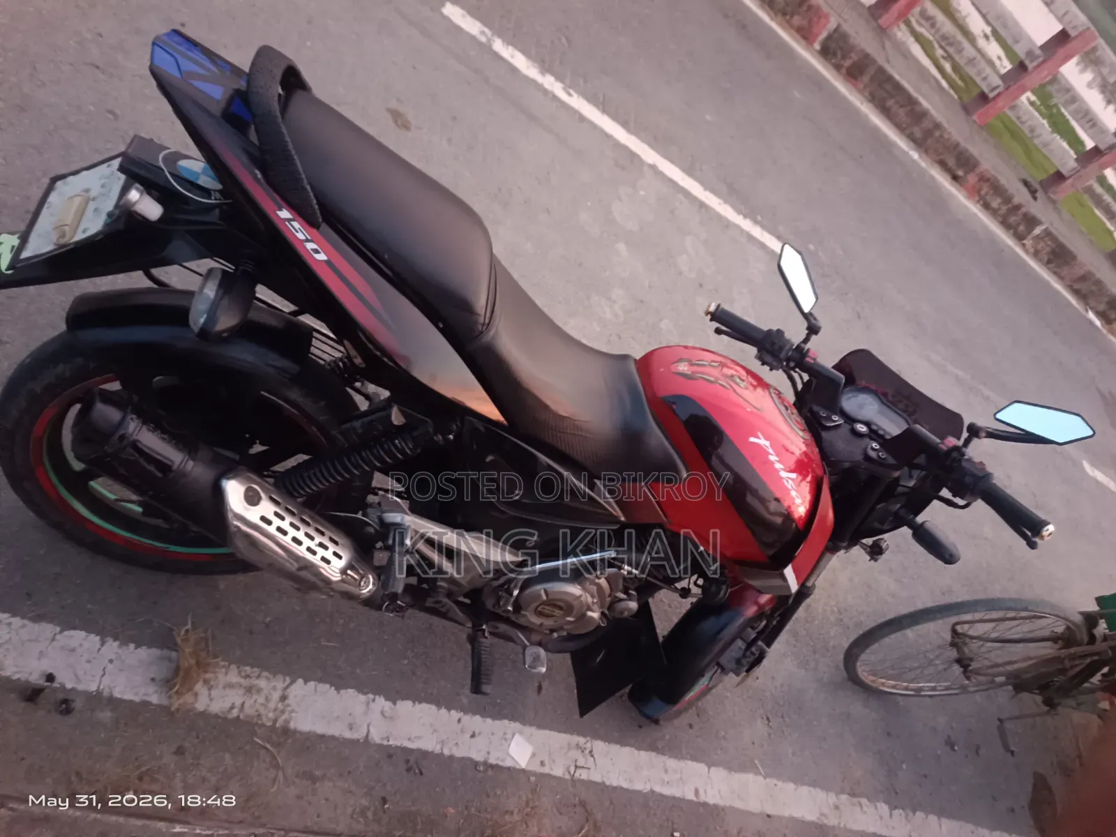 Bajaj Pulsar 150 2015 Red