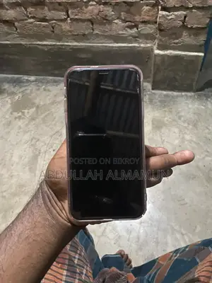 Apple iPhone XR 64 GB Red