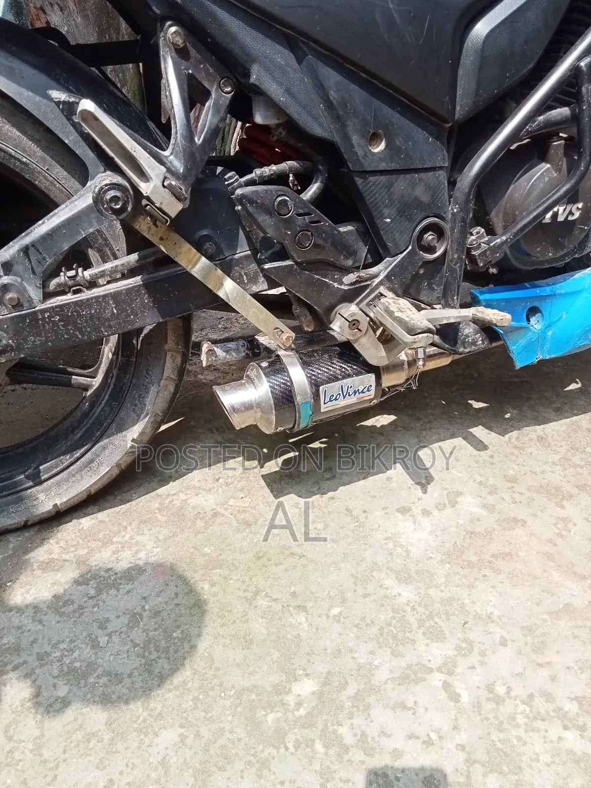 Leo Vince Exhaust