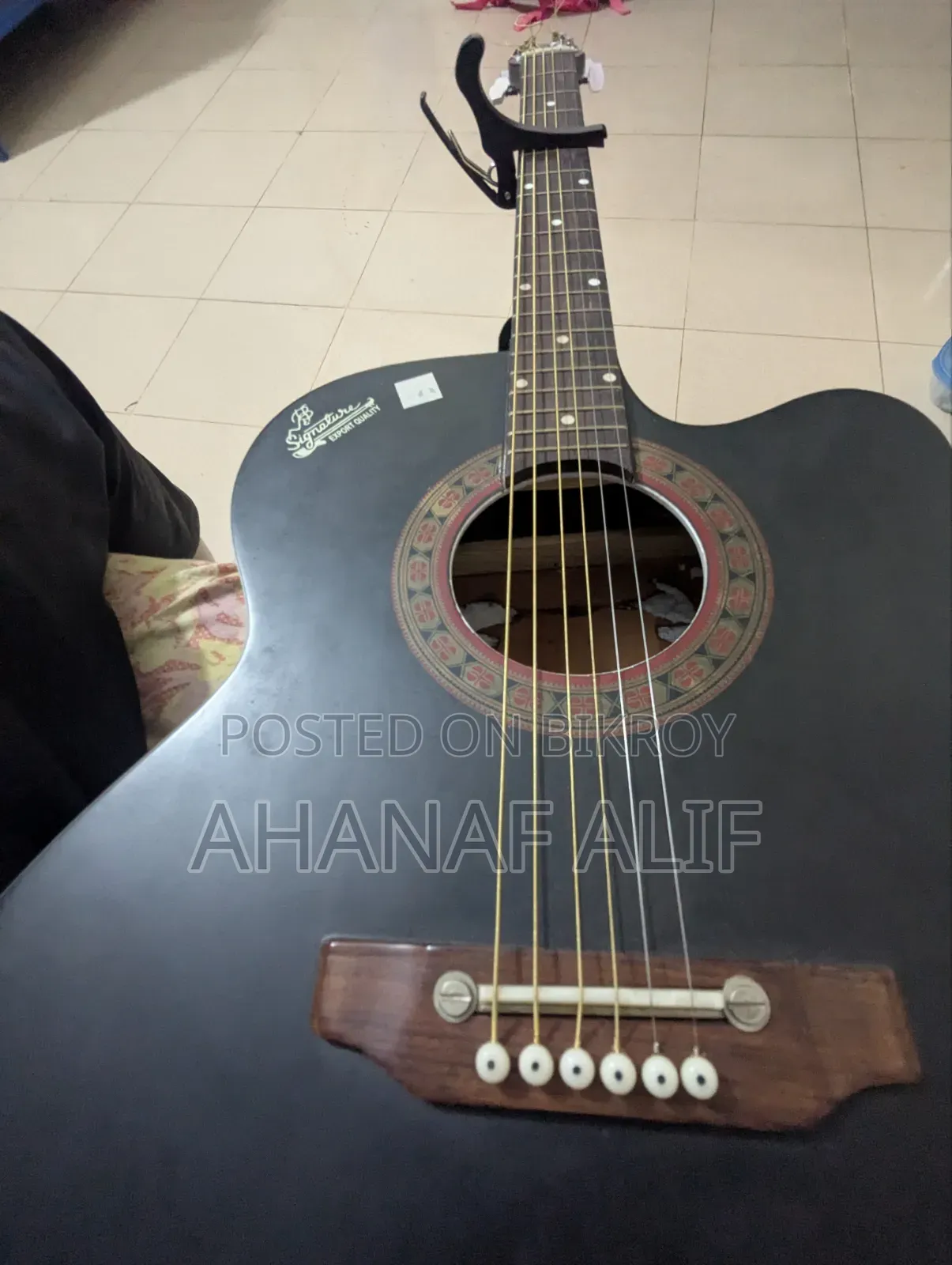 Guitar with 1 bag, 1 belt, and 3 picks as a gift