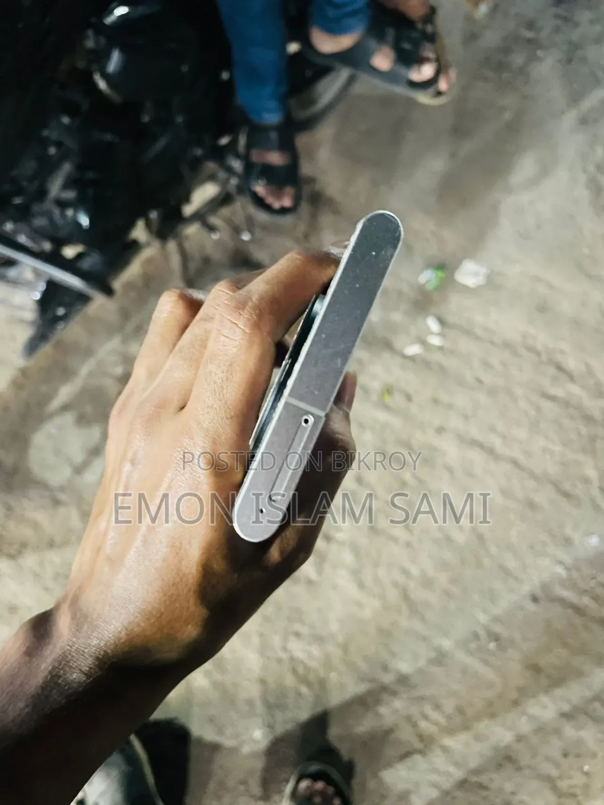 লাইকা লাইটজ ফোন ১ ২৫৬ জিবি ব্ল্যাক