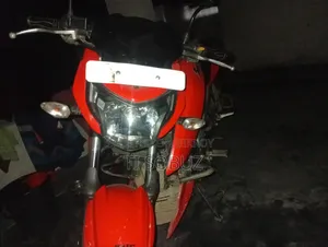 New TVS Apache 160 4V 2020 Red