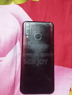 Symphony Z28 32 GB Red
