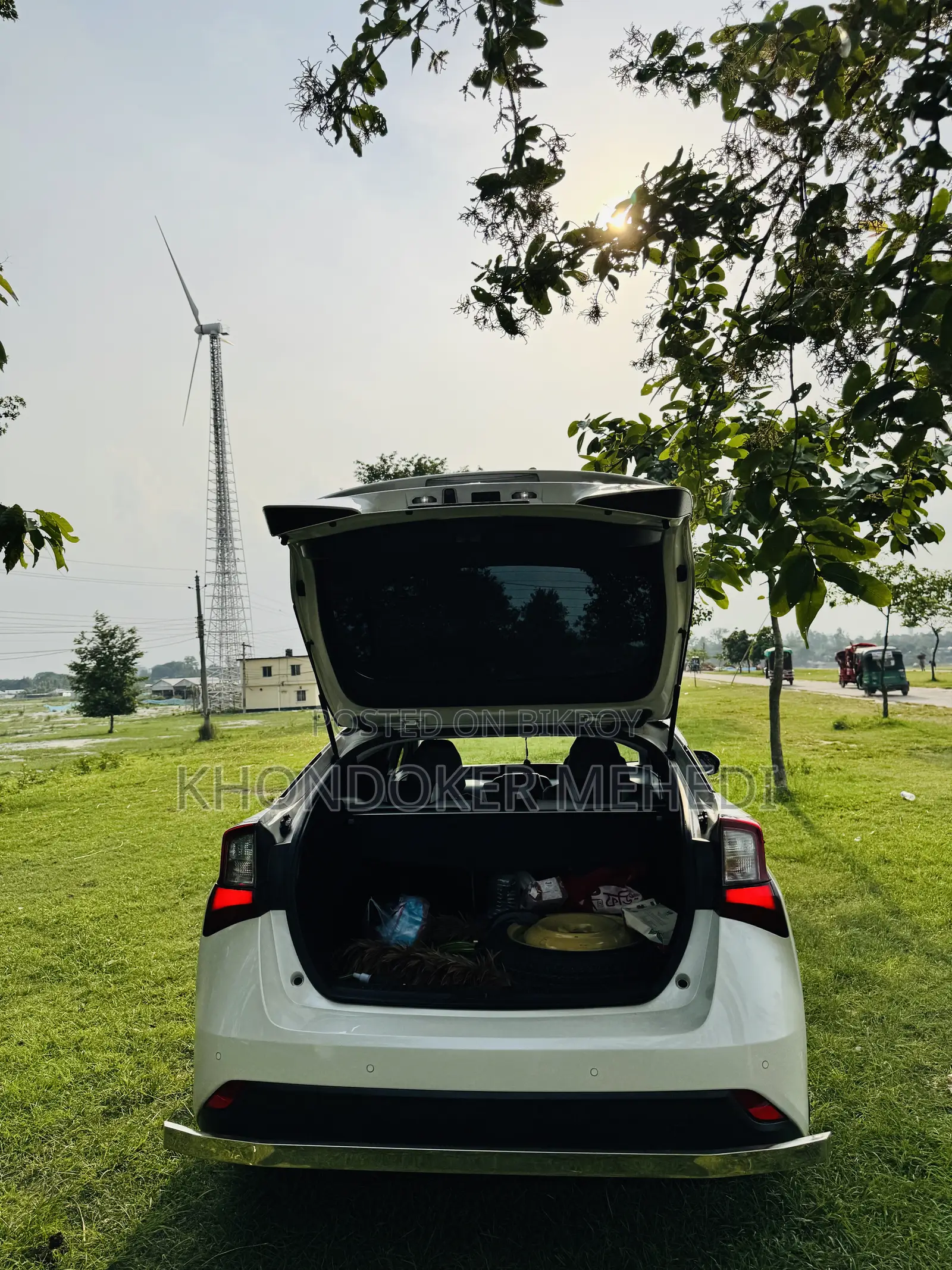 নতুন টয়োটা প্রিয়াস ২০১৯ পার্ল