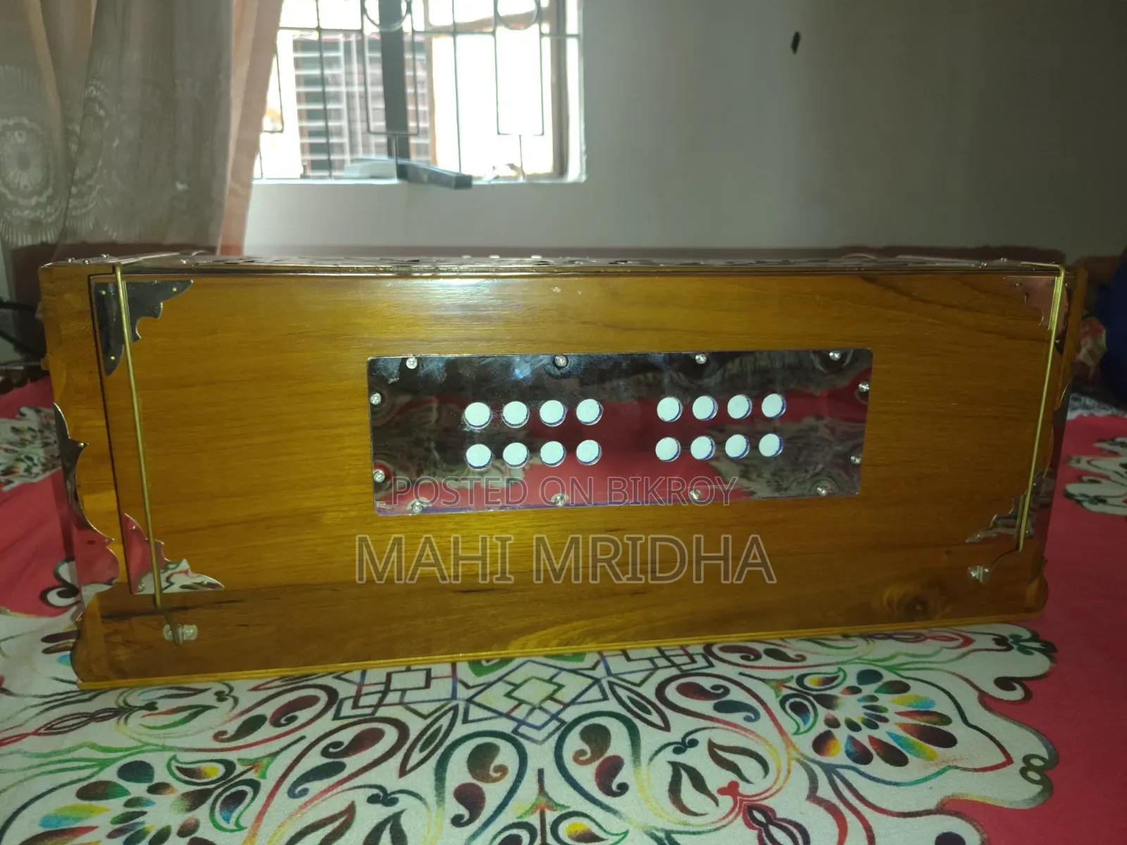 Harmonium . অর্ডার দিয়ে তৈরি