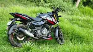 Bajaj Pulsar 150 2022 Black