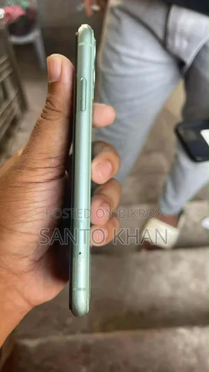Apple iPhone 11 64 GB Bronze