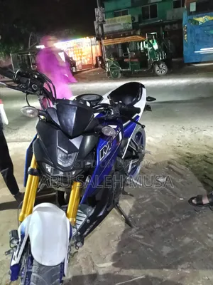 Yamaha 2016 Blue