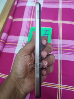 Infinix Hot 30i 128 GB Orange