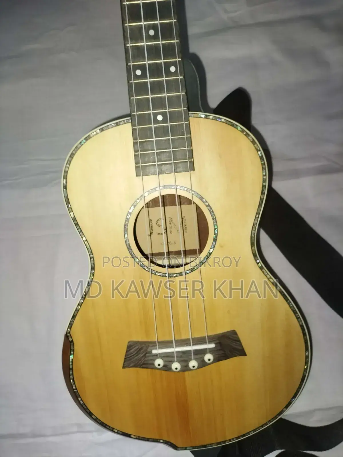 26-inch Ukulele
