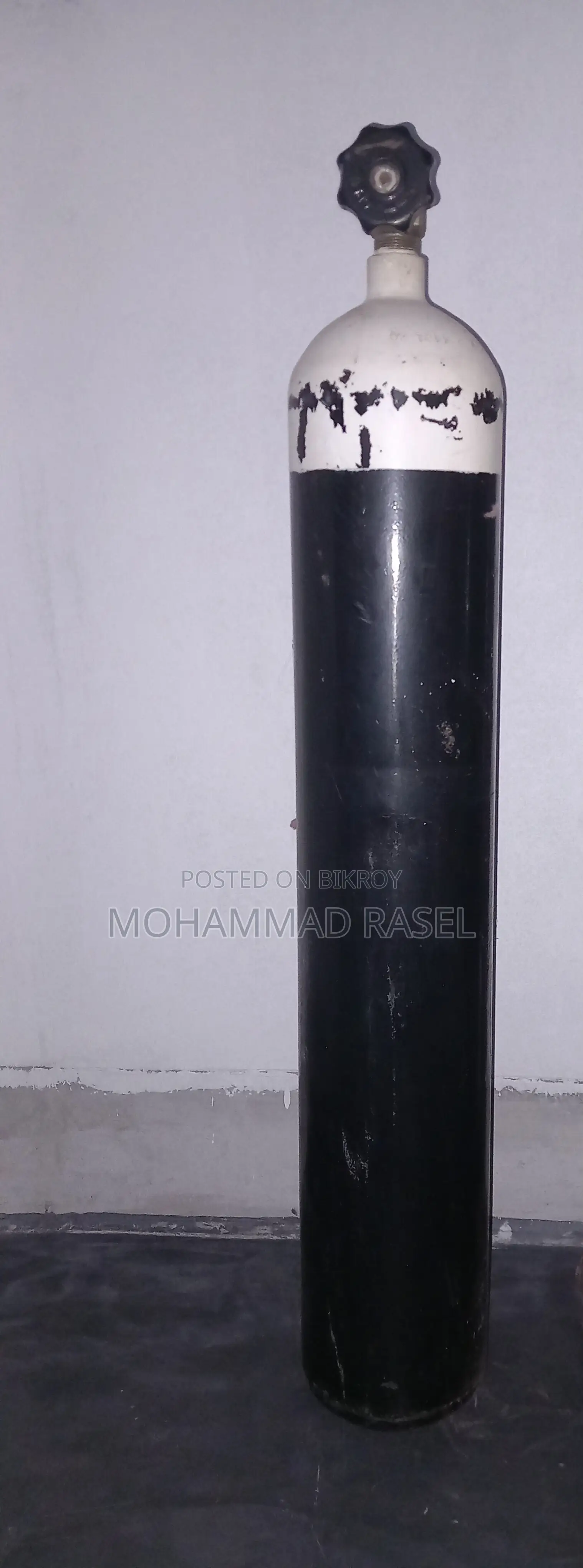 Oxygen Cylinder for Sale