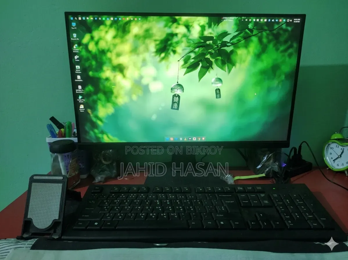 Desktop Computer 8GB AMD Ryzen 5 SSD 256GB