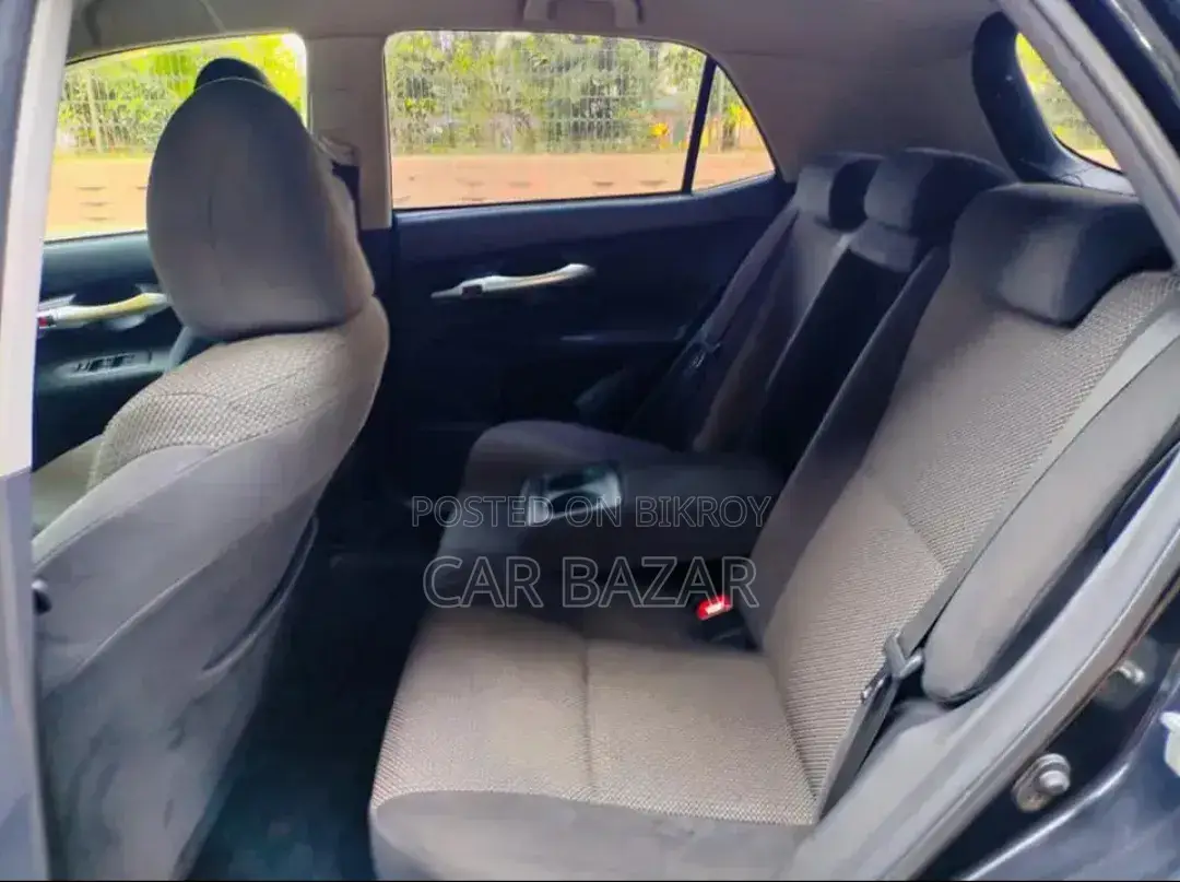Toyota Auris 2012 Black