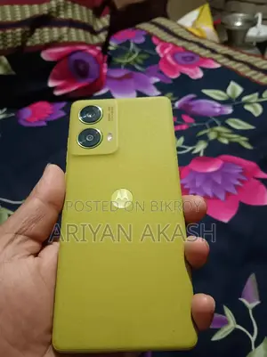 Motorola Moto G85 256 GB Yellow