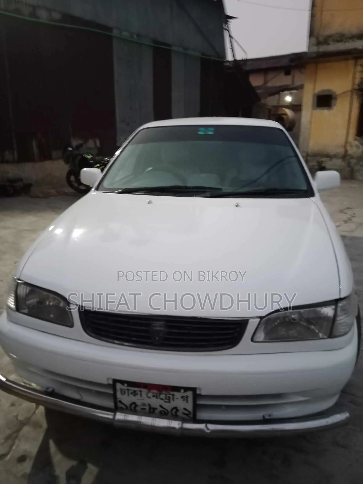 Toyota Corolla Sedan 2003 White