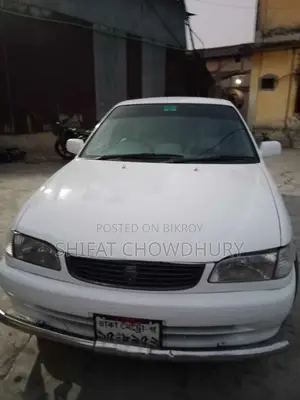 টয়োটা করোলা সেডান ২০০৩ সাদা